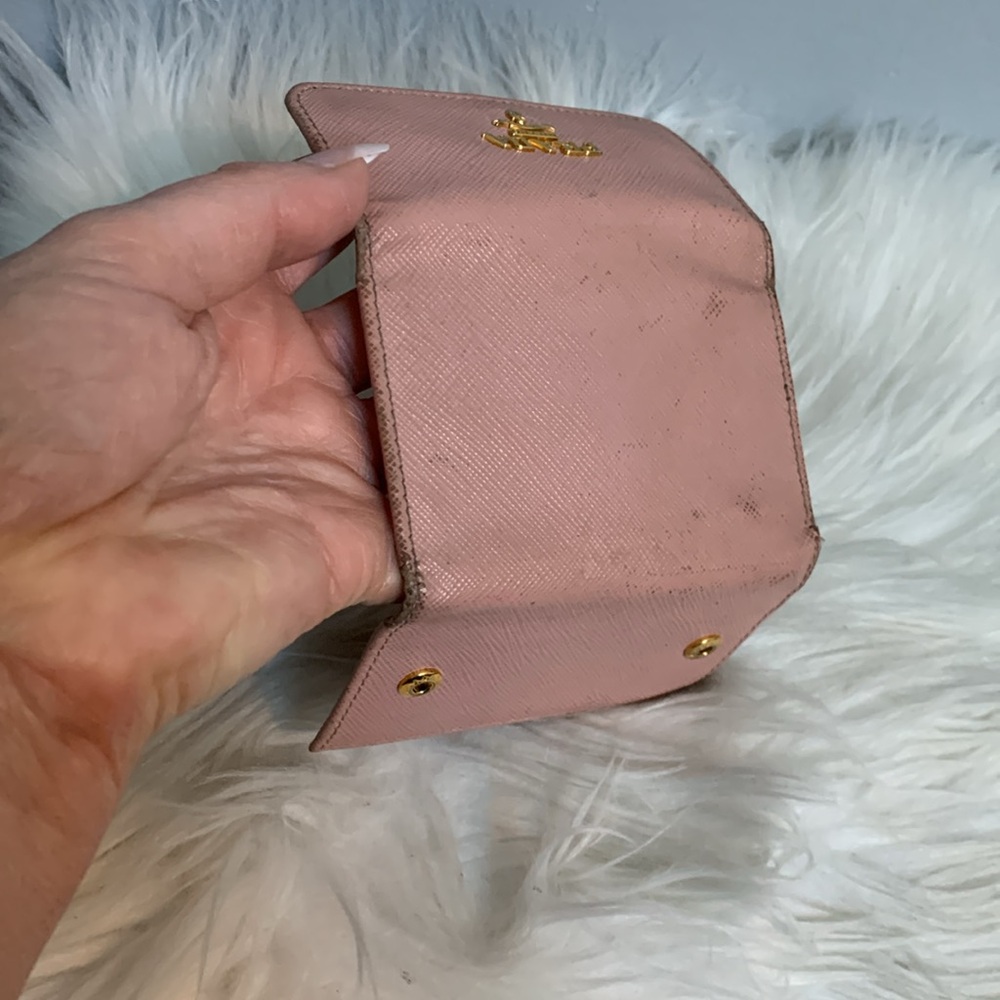 Authentic Prada pink key and card holder only 2 hooks - Picture 9 of 17
